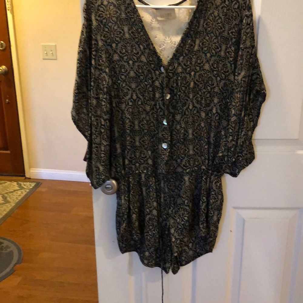 Romper Lucy love